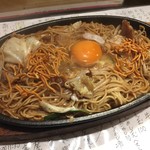 ケンゾーカフェ - 焼きラーメン