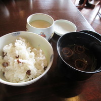 韻松亭 - ごはん赤だし茶碗蒸し