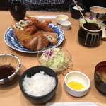 Tonkatsu Katsu Raku Yoko Hamaten - 