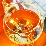 カフェ エメ・ヴィベール コレド室町 - ブルゴーニュ産
                                ポーロワ
                                シャブリ
                                プルミエ・クリュ