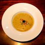 カフェ エメ・ヴィベール - 本日のスープ
      パンプキン