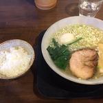 煮ちゃーしゅー麺+Aセット800円