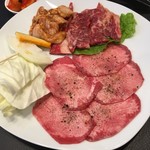 阪本焼肉店 - 