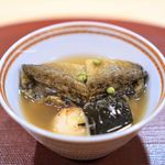 神楽坂 阿部 - 北陸の蝦夷鮑と三陸の天然の鼈の炊き合わせ