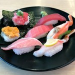 Sushi ro - 本鮪・かに・うに 豪華７貫盛り