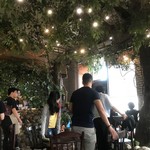 1st Garden  - 森をイメージした内装