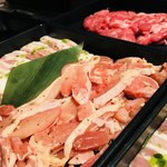 キリンビール園　本館 中島公園店 - 葱塩だれの豚焼肉の食べ放題
                                鶏ももスパイス焼き食べ放題