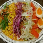 ラーメンまっくうしゃ - 逆側から。