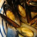 78971437 - ムール貝：180円