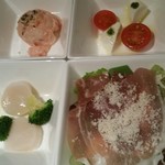 OTTO SETTE - 小学生用メニューの前菜。