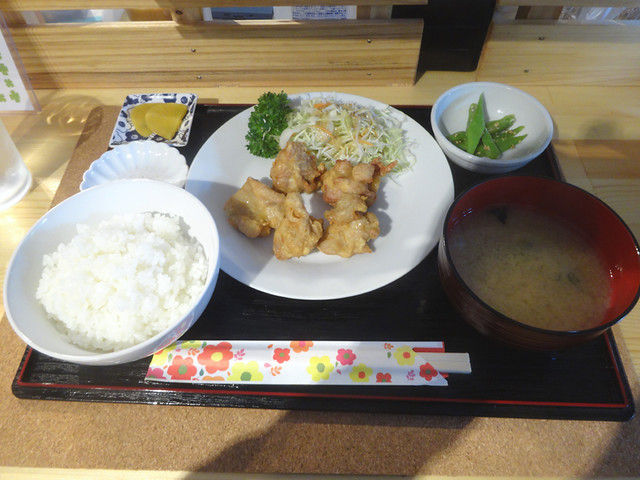 キッチンちゃちゃっと 香春口三萩野 定食 食堂 食べログ