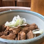 生涯青春の湯　つるつる温泉　お食事処 - もつ煮　420円。