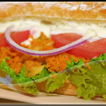クレオール　サンドイッチ - レギュラーサイズ タラサンドイッチ 500円 cod sandwich  (カリビアンサイズ＋300円)