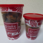 The Cookie Corner - （左から）サクサクひとくちクッキー（大、小）