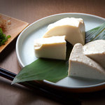 石臼挽きうどん しゅはり - 豆腐食べ比べ