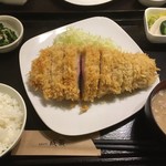 成蔵 - 霧降高原豚特ロースかつ（250ｇ）定食2620円