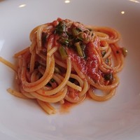 テアトロ ディ マッサ - あさり、蕪の葉、大葉、トマトのパスタ