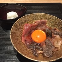 肉寿司 肉和食 KINTAN コレド室町 - 和牛サーロイン　トリュフすき焼き