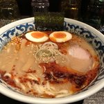 九段 斑鳩 市ヶ谷本店 - 旨辛煮卵ラーメン880円