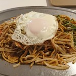 ジャパングルメポート - 大阪屋台風焼きそば　880円