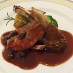シャンソニエ - 仔羊と鴨のソテー