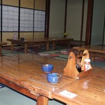 白水園 - 漆塗の座敷