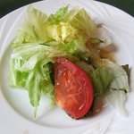 トラットリア ナトゥーラ - ランチコースのサラダ