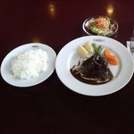 アルビョン - 香里園Restaurant"ALBION"ランチ「本日のサービス」800円「牛肉の赤ワイン」煮選択