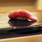 日本橋蛎殻町 すぎた - 【握り】大間の鮪、中トロ
