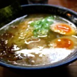 麺工房 隠國 - 変化球の隠国塩＋燻玉