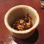 りょうりや 御旅屋 - くるみと天然しめじとむかご胡麻味噌和え