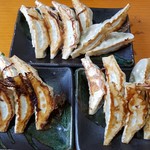 上海餃子館 - 焼き餃子