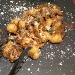 チャコール クッキング ツクバ マイス - 長野長期熟成仔羊のラグーソース　ショートパスタ