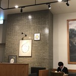 スターバックスコーヒー - 2018/01 モールの中の店舗なのか、なんか落ち着かない。ゆったりのんびりできるなどの雰囲気はなし。もちろん、電源コンセント設備はなし