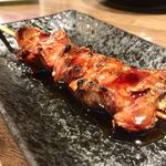 焼き鳥 永ちゃん - 伊達鶏白レバー（タレ）200円