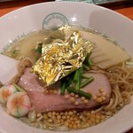 麺屋 六感堂 - 金色に輝く白蛤蕎麦