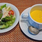 cafe & restaurant ウエストリバー - 日替わりランチのサラダ＆スープ