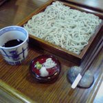 みとしろ - 料理写真:定番の 十割 せいろ（ざる）蕎麦 八七〇円