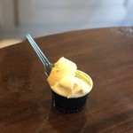 ジェラテリア アクオリーナ - 日本酒 煎茶 梅の3種盛り（630円）税込