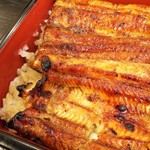 うな繁 - 香ばしさもあります。