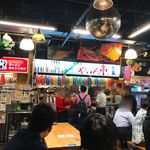 味太郎 - 【2017年10月】ひろめ市場、見回す限り、色んなお店と人が・・・