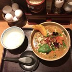 冬限定 炙りチーズカレー蕎麦 950円(税込)