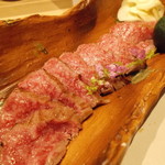 喜助 - 和牛イチボの塩たたき