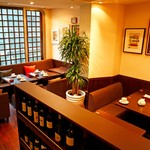 ビストロ ワイン カフェ ハース - ランチタイム、16名様～20名様のフロア貸し切りＯＫ