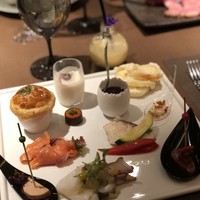 ブッフェアンドカフェ スロープサイドダイナー ザクロ - 