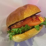 CaliMart - Cali Mart Original B.L.T Burger Set（1,300円）