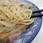 井手ちゃんぽん - 豚骨スープにもっちり中太ちゃんぽん麺