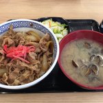 Yoshinoya - 牛丼(並)＋シジミ汁＋お新香（610円）