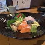 樺鯉女 - 刺身盛合せ