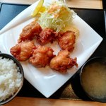 Pappuya - ぱっぷや唐揚げ定食８９０円